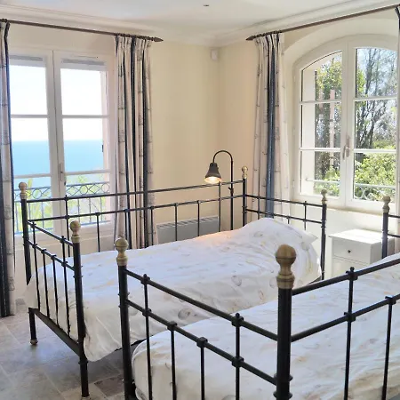 In Antheor With Private Swimming Pool *